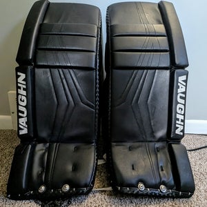 24" 2022 Vaughn Velocity Goalie Leg Pads (Used)