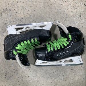 Bauer Supreme S27 Hockey Goalie Skates Extra Wide Width Junior Size 3.5 (Used)