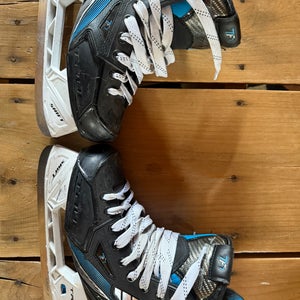 True TF7 Hockey Skates Regular Width  Size 5.5 (Used)