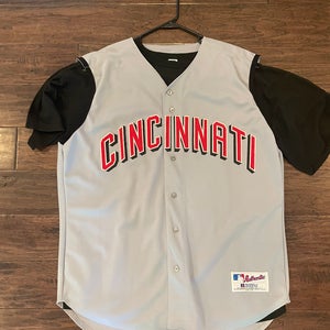 Cincinnati Reds Jersey Gray