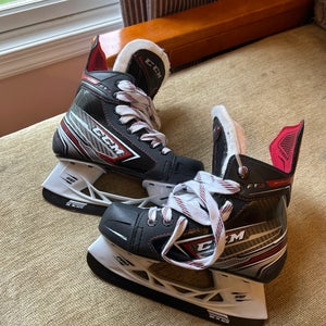 CCM JetSpeed FT2 Hockey Skates Regular Width 12.5 (New)