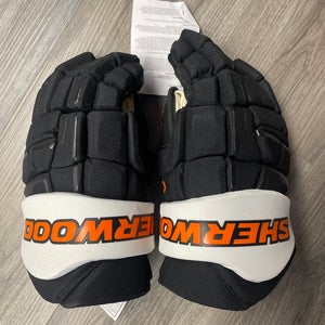 14" Sherwood Philadelphia Flyers Gloves