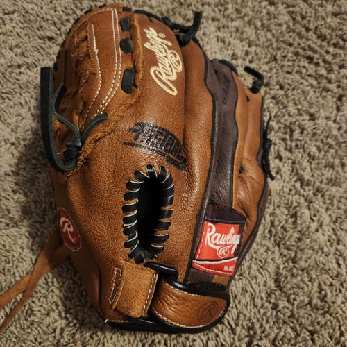 Rawlings Left Hand Throw Renegade Baseball Glove 11.5" Game Ready/ Nice Glove