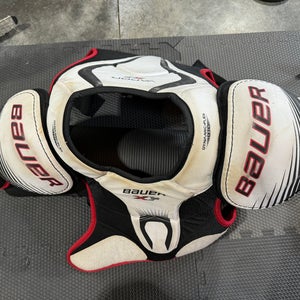 Senior Large/Extra Large Bauer Vapor Shoulder Pads  (Used)
