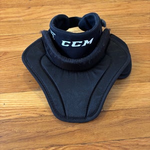 Junior S/M CCM Goalie neck guard bib (Used)