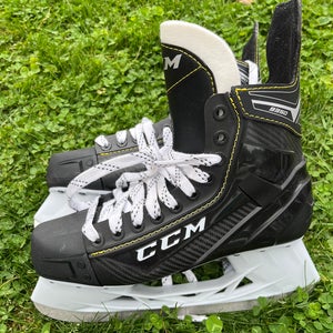 CCM Tacks 9350 Hockey Skates 7 (New)