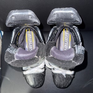 2024 Bauer Supreme Mach Hockey Skates Regular Width  6 (Used)