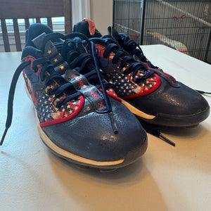 Blue Kid's Size M 4.0 (W 5.0) Youth Under Armour Low Top Harper 8 Molded Cleats (Used)