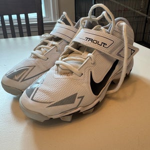 White Kid's Size M 3.5 (W 4.5) Youth Nike High Top Trout 4 Molded Cleats (Used)