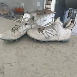 Men's Size M 11.5 (W 12.5) Adult New Balance Mid Top Freeze Turf Cleats (Used)