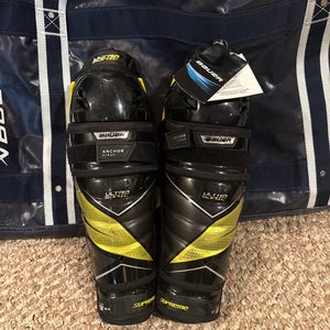 Junior Bauer Supreme 2S Pro 12" Shin Pads Pro Stock (New)