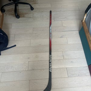 Intermediate Bauer Vapor Hyperlite 2 Right Handed Hockey Stick P92 Pro Stock (Used)
