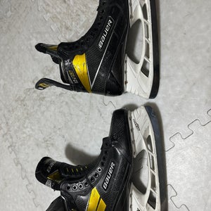 2020 Bauer Supreme UltraSonic Hockey Skates Regular Width   12 (Used)
