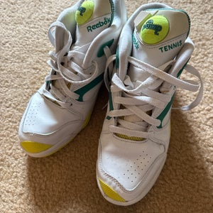 Reebok pump shoes