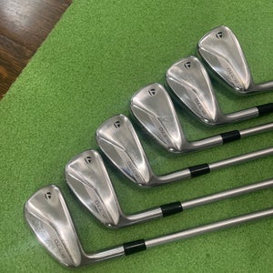 Men's 2023 TaylorMade P770 2023 Left Hand Iron Set Stiff Flex 6 Pieces Graphite Shaft (Used)
