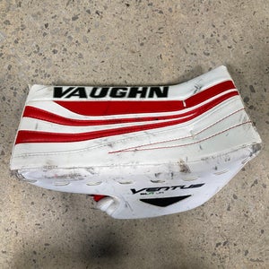 Red Junior Vaughn Ventus SLR Goalie Gloves & Blockers Regular (Used)