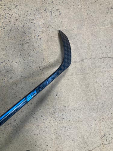 Bauer Nexus 2N Pro Hockey Stick P28 | Intermediate RH