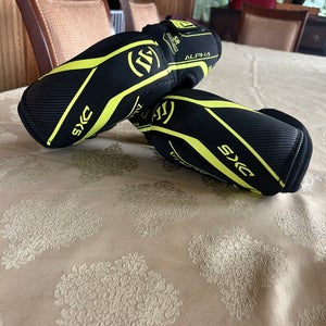 Medium Senior Warrior Alpha DX5 Elbow Pads (New)