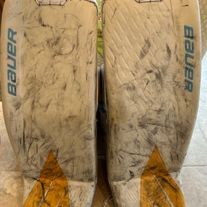 Bauer Supreme Ultrasonic Leg pads Medium (34+1) Stiff Flex