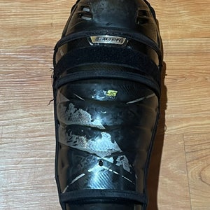 Junior Bauer Supreme 3S Pro 12" Shin Pads (Used)