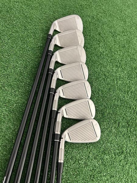 Taylormade M4 Iron Set 5-A / Fubuki TM6 Stiff Graphite +1/2