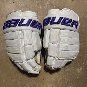 RARE all white Youngstown gloves