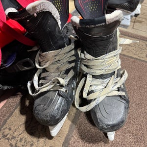 Bauer Hockey Skates 8 (Used)
