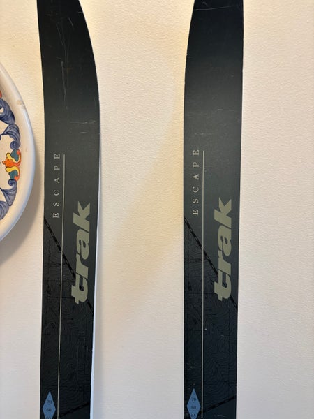Touring Unisex Trek Escape Cross Country Skis With Bindings