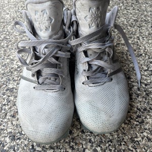 New  Balance Freeze