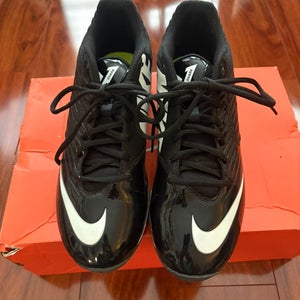 Men's  Size M 8.5 (W 9.5) Nike Low Top Vapor Edge Shark Molded Cleats (Used)