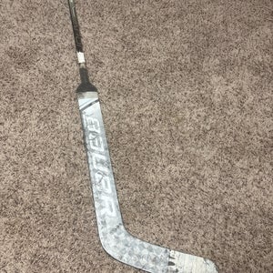 Senior Bauer Hyperlite Regular Goalie Stick 26" Paddle (Used)