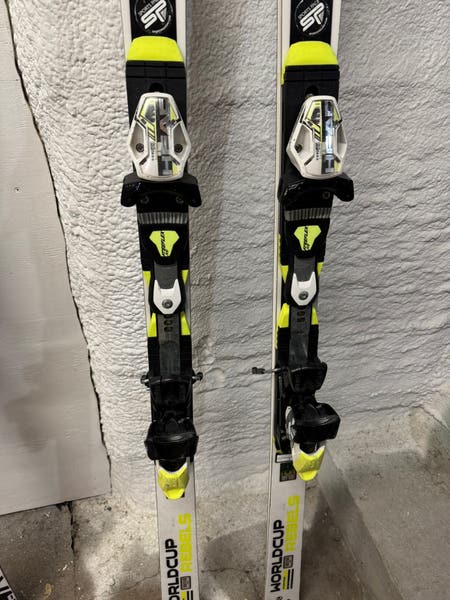 【HEAD】ヘッドWORLDCUP REBELS i.GS RD 188㎝R30 HEAD World Cup Rebels i.GS 188 R30 | SidelineSwap | Buy and