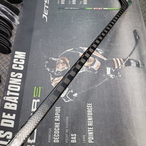 P28 | 87 Flex Used Carbon Pro Hockey Stick Left Handed Grip Senior