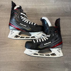 Lightly Worn Bauer Vapor 2X Pro Hockey Skates Regular Width Pro Stock 8 (Used)
