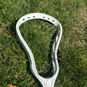 Adult Maverik Unstrung Tank Head (used)