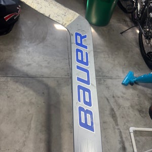 Intermediate Bauer Vapor X5 Pro Regular Goalie Stick 23" Paddle (Used)