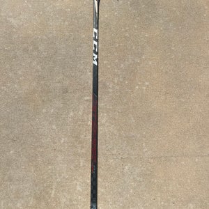 Intermediate CCM JetSpeed FT3 Pro Right Stick P28 Pro Stock (Used - 2 of 3)