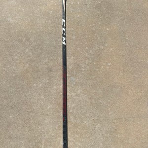 Intermediate CCM JetSpeed FT3 Pro Right Stick P28 Pro Stock (Used - 3 of 3)