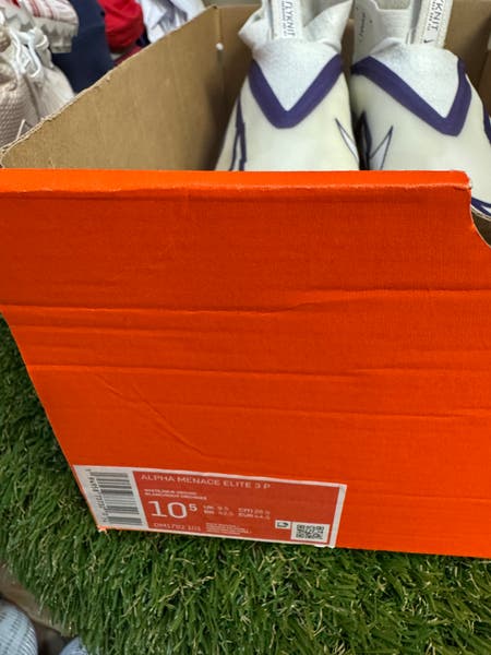Nike Alpha Menace Elite 3 P Football Cleats White/Purple Men 10.5 DM1792-101 NEW Nike Alpha Menace Elite 3 P Football Cleats White/Purple Men  main image 4