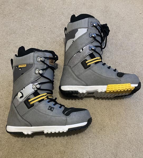 Dc Shoes Dc Mutiny Mens Snowboard Boots Black 8 0 DC Men's