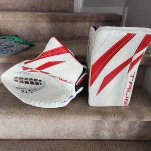 True L20.2 Full Right Catcher & Blocker (New)