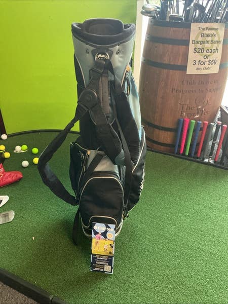 callaway stand bag rain cover Hood Towel TAG The innovative Callaway rain hood golf towel delivers 2 Callaway Fairway C HD Stand