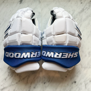 Sher-Wood Rekker Element 1 Gloves 12" Junior Pro Stock (New)