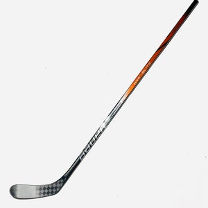 New Bauer Vapor Hyperlite 2 (orange) Pro Stock - RH, P28M, 77 Flex