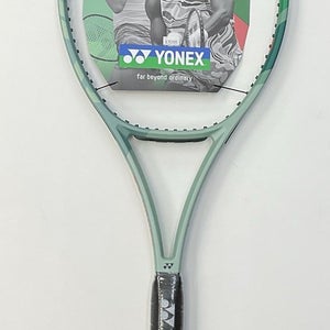Yonex Percept 97H Grip Size 4