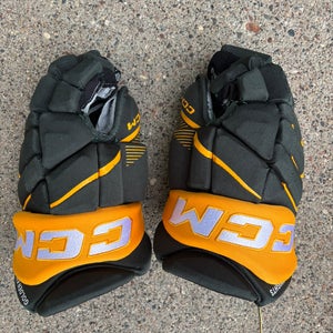 CCM Gloves 13" (Used)