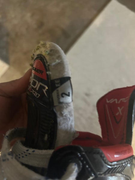 Bauer Vapor X Hockey Skates Size 2 (Used)