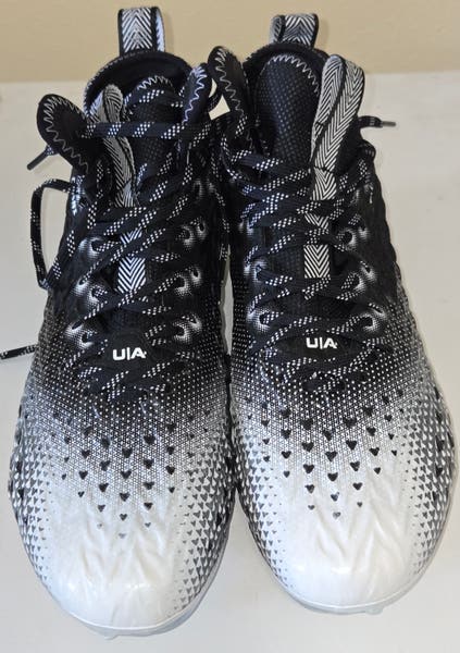 Unisex Size M 11.5 (W 12.5) Under Armour Low Top (New