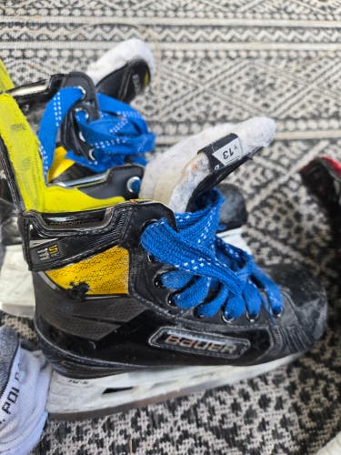 2023 Bauer Supreme 3S Pro Hockey Skates Regular Width Pro Stock 13 (Used)