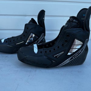 TRUE Custom PRO Mens Pro Stock Size 7.5 Hockey Skates MIC 902103